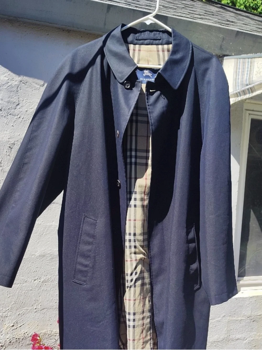 Burberry Mens Dark Navy Trench Coat. Timeless and Classic Style. 
Retail $2,250 - Picture 2 of 7